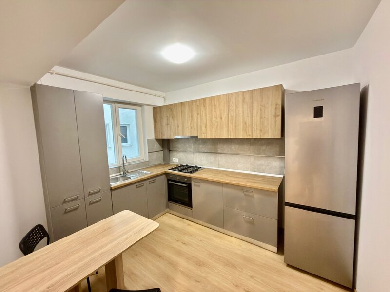 Unirii, 13 Septembrie, Casa Poporului, Hotelul Marriott, bloc 2022.